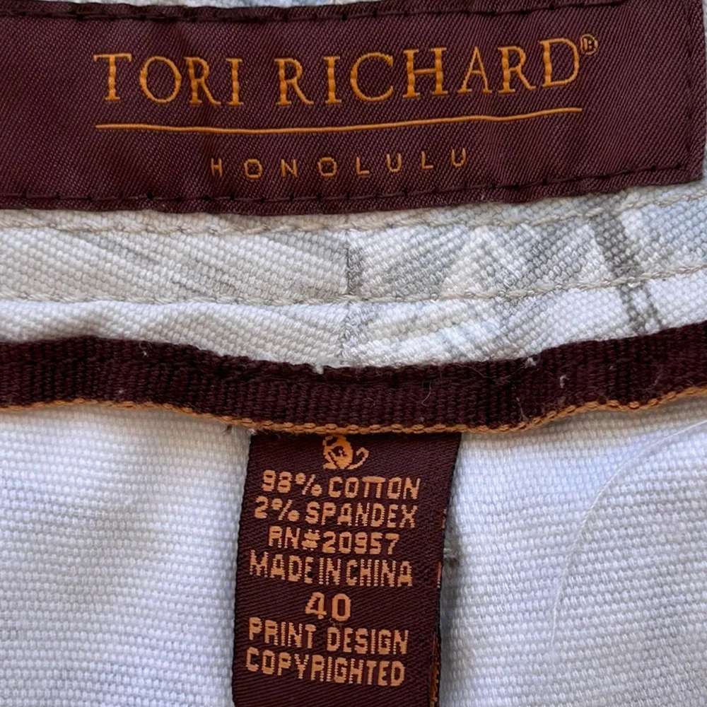 Tori Richard Honolulu Men’s 10” Shorts Muted‎ Tropical Print Size 40